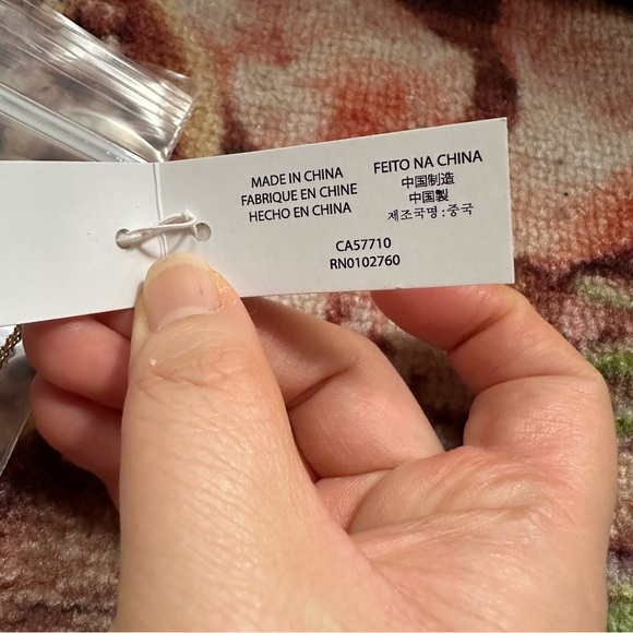 Kate Spade Queen Bee Happy Earring Necklace Set NWT - Picture 5 of 7